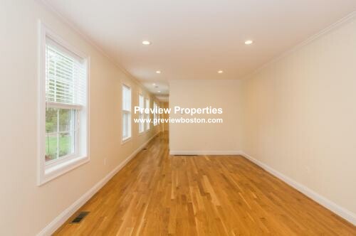 217 Arlington St, Medford