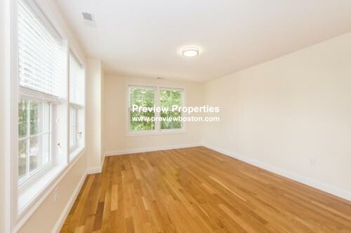 217 Arlington St, Medford