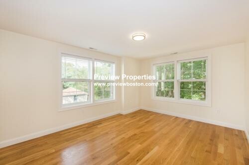 217 Arlington St, Medford