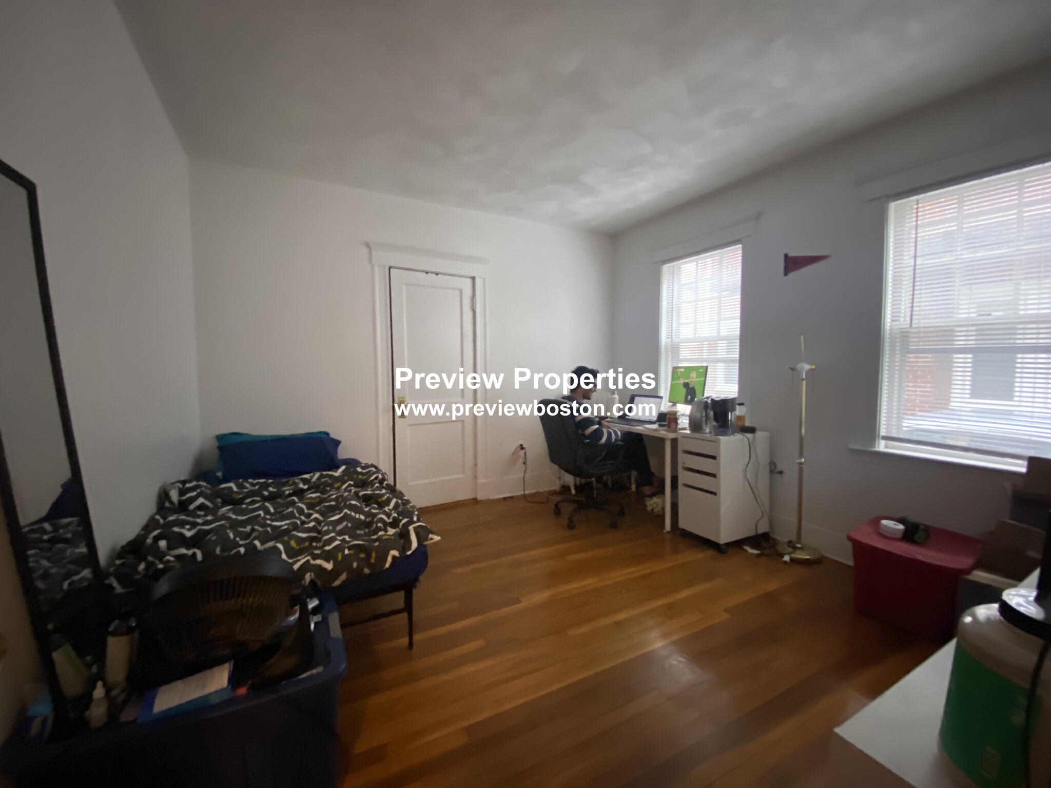 3 bed, 1 bath apartment for rent at 230 South Huntington Ave Unit 1, Jamaica Plain — photo 4 of 15