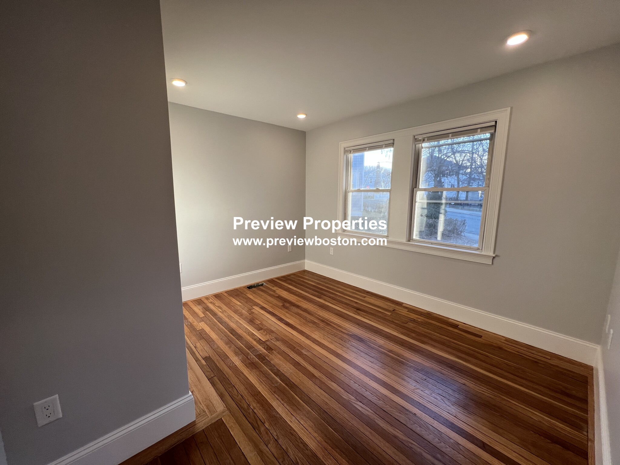 4 bed, 2 bath apartment for rent at 184 Faneuil St Unit 1, Brighton — photo 11 of 22