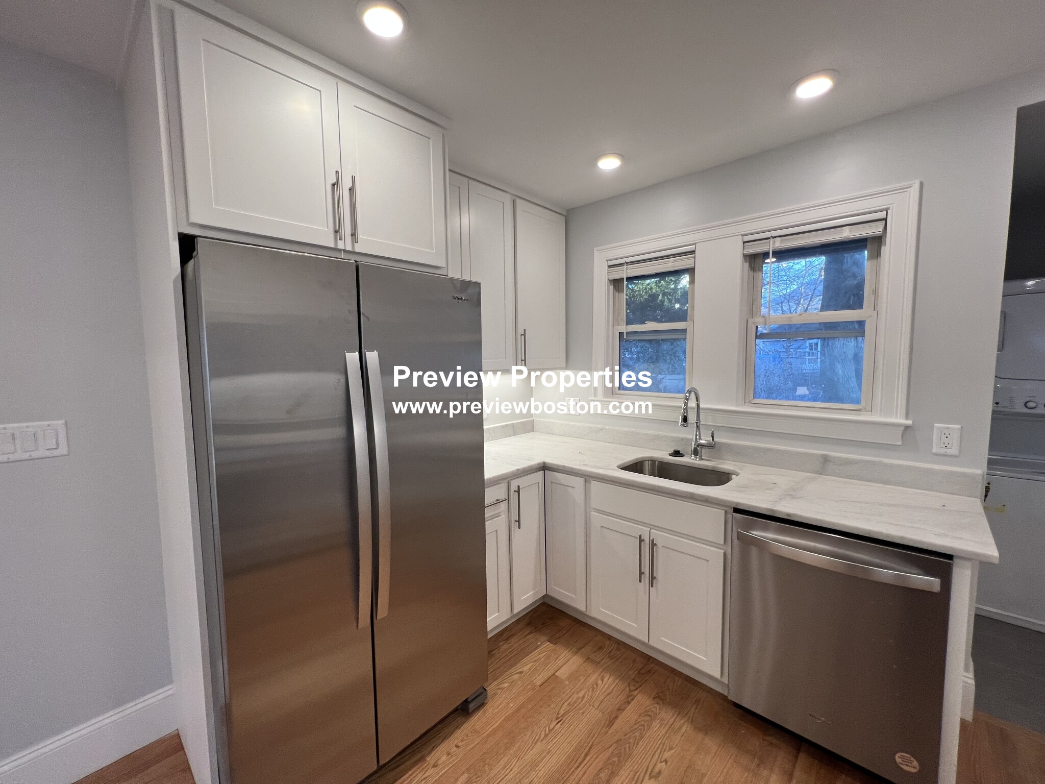 4 bed, 2 bath apartment for rent at 184 Faneuil St Unit 1, Brighton — photo 5 of 22