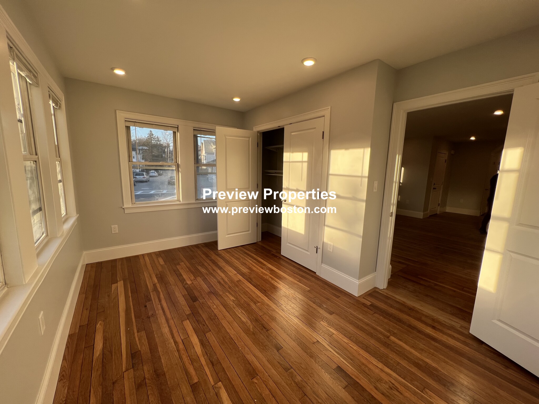 4 bed, 2 bath apartment for rent at 184 Faneuil St Unit 1, Brighton — photo 9 of 22