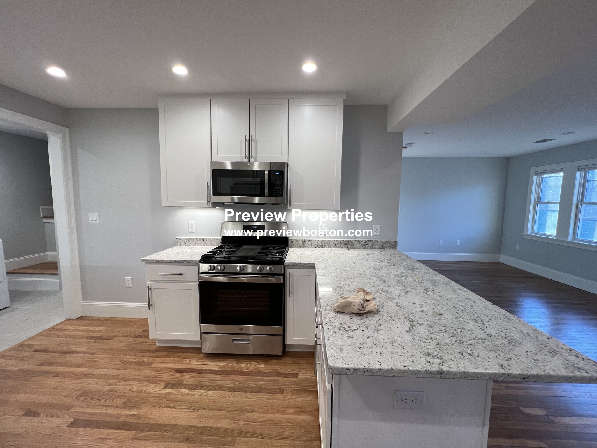 188 Faneuil St, Brighton