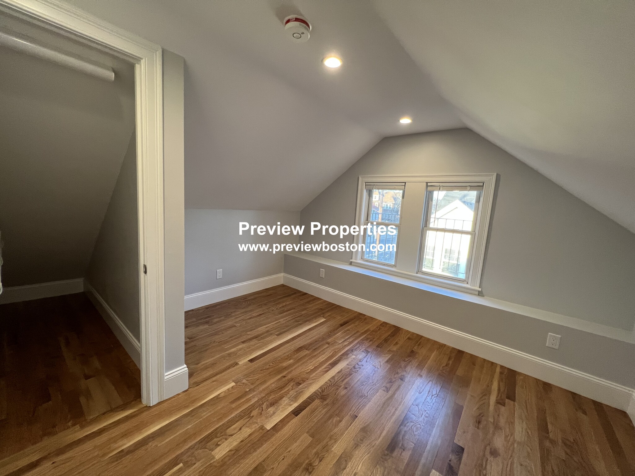 188 Faneuil St, Brighton