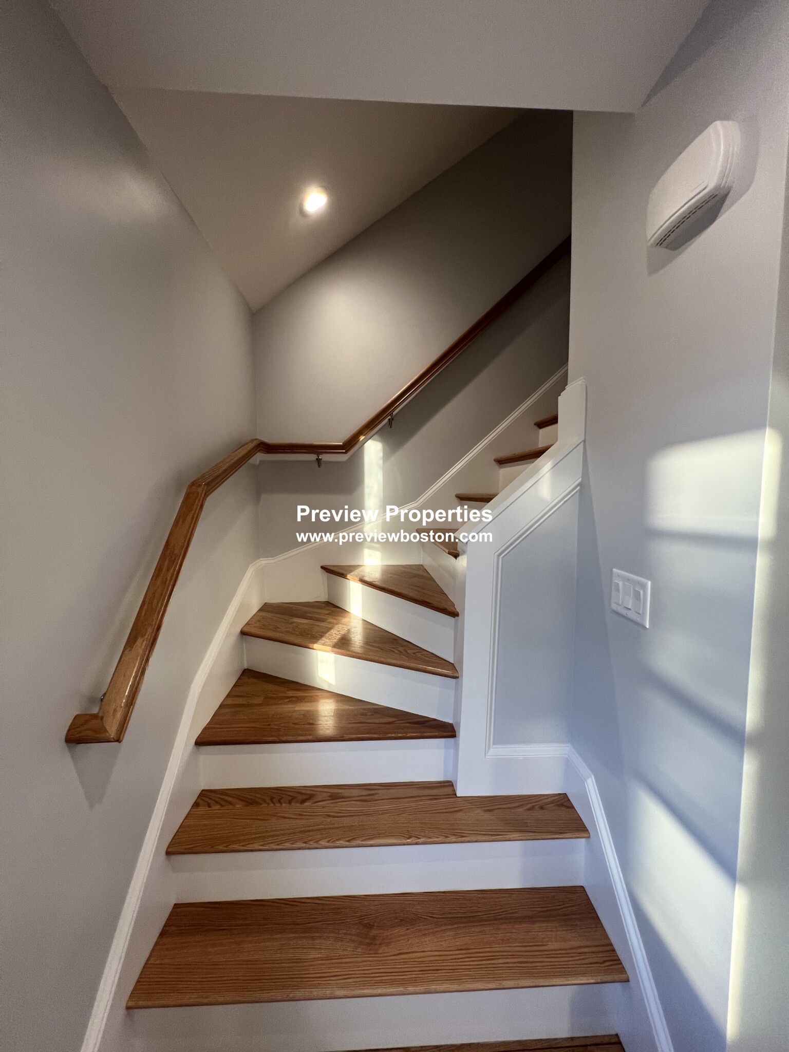 188 Faneuil St, Brighton