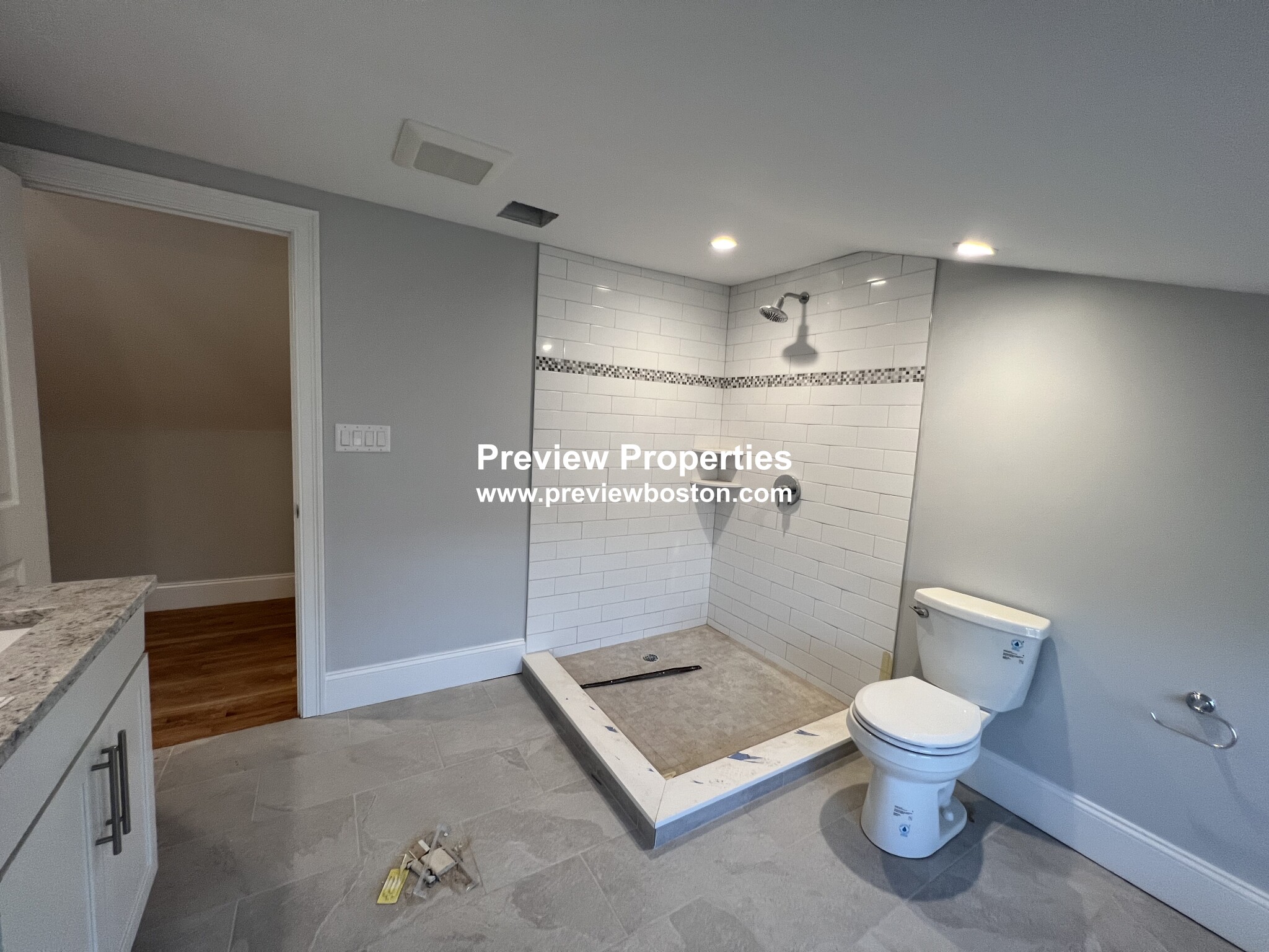 188 Faneuil St, Brighton