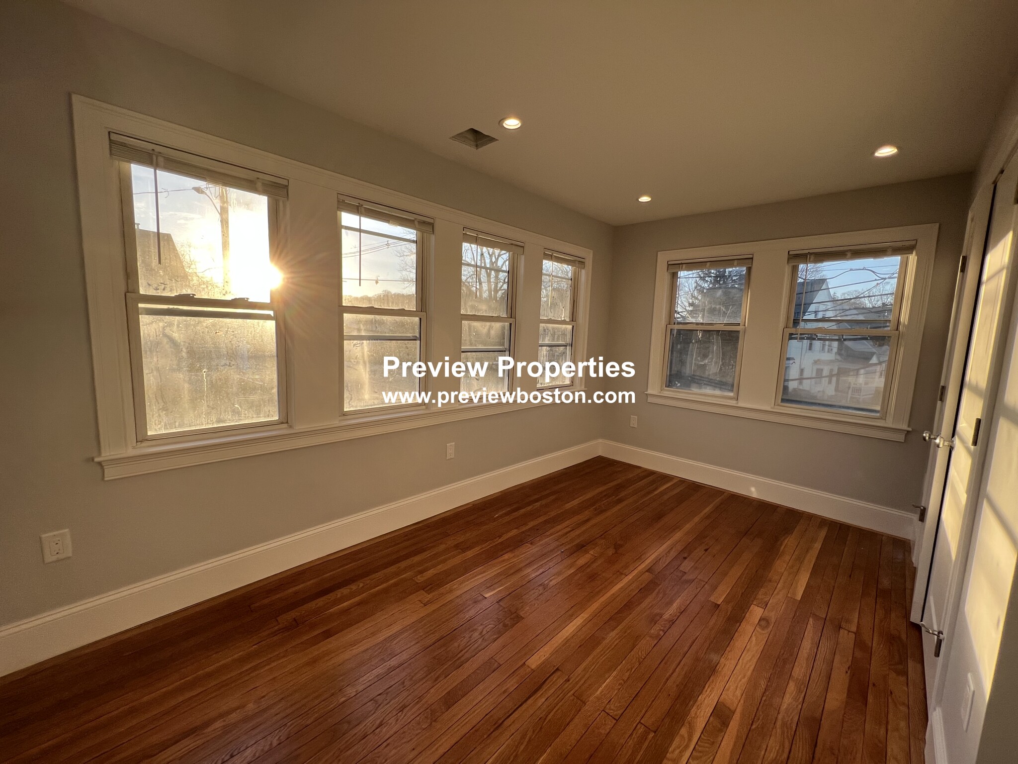 188 Faneuil St, Brighton