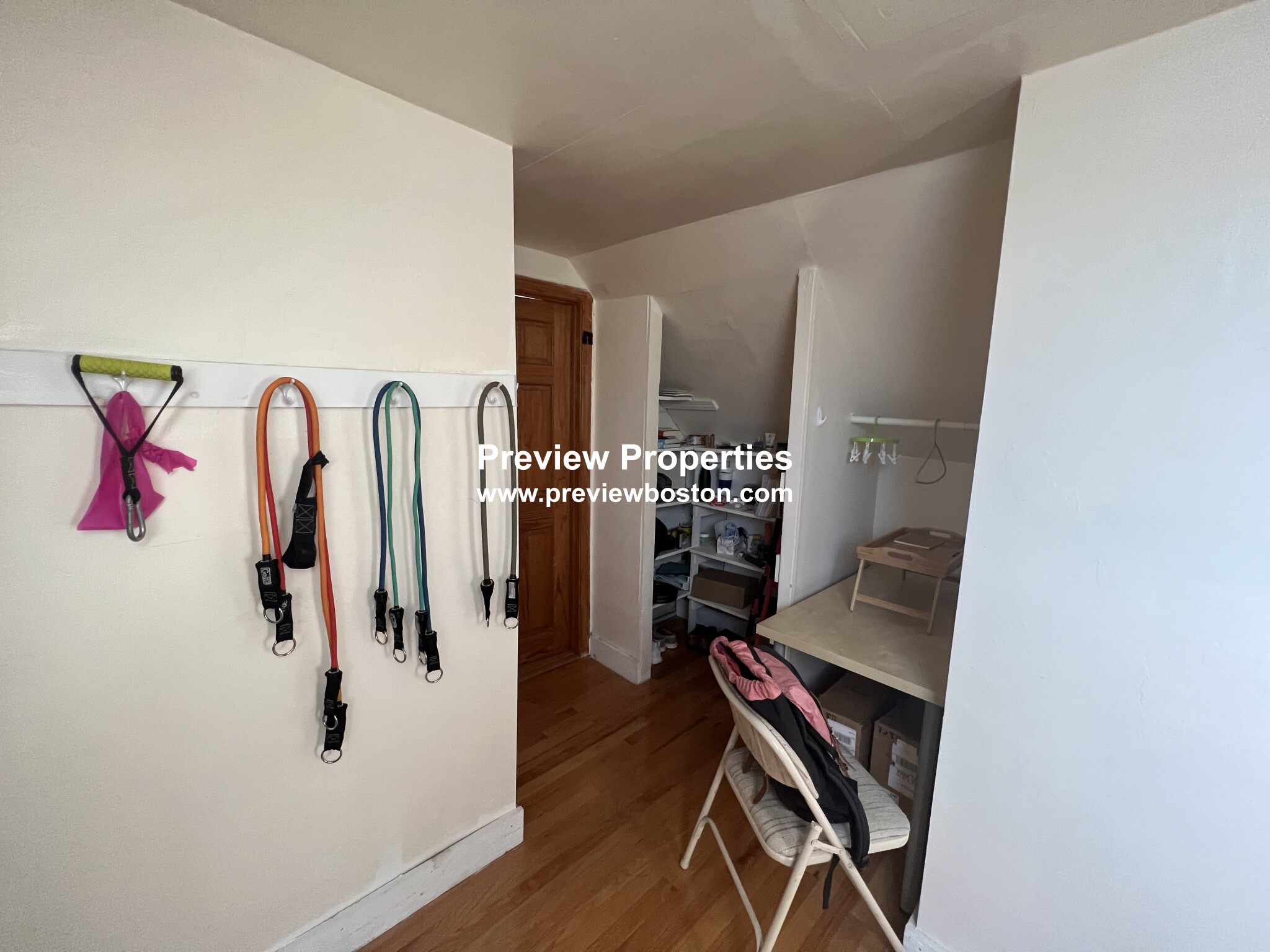 219 North Harvard, Brighton