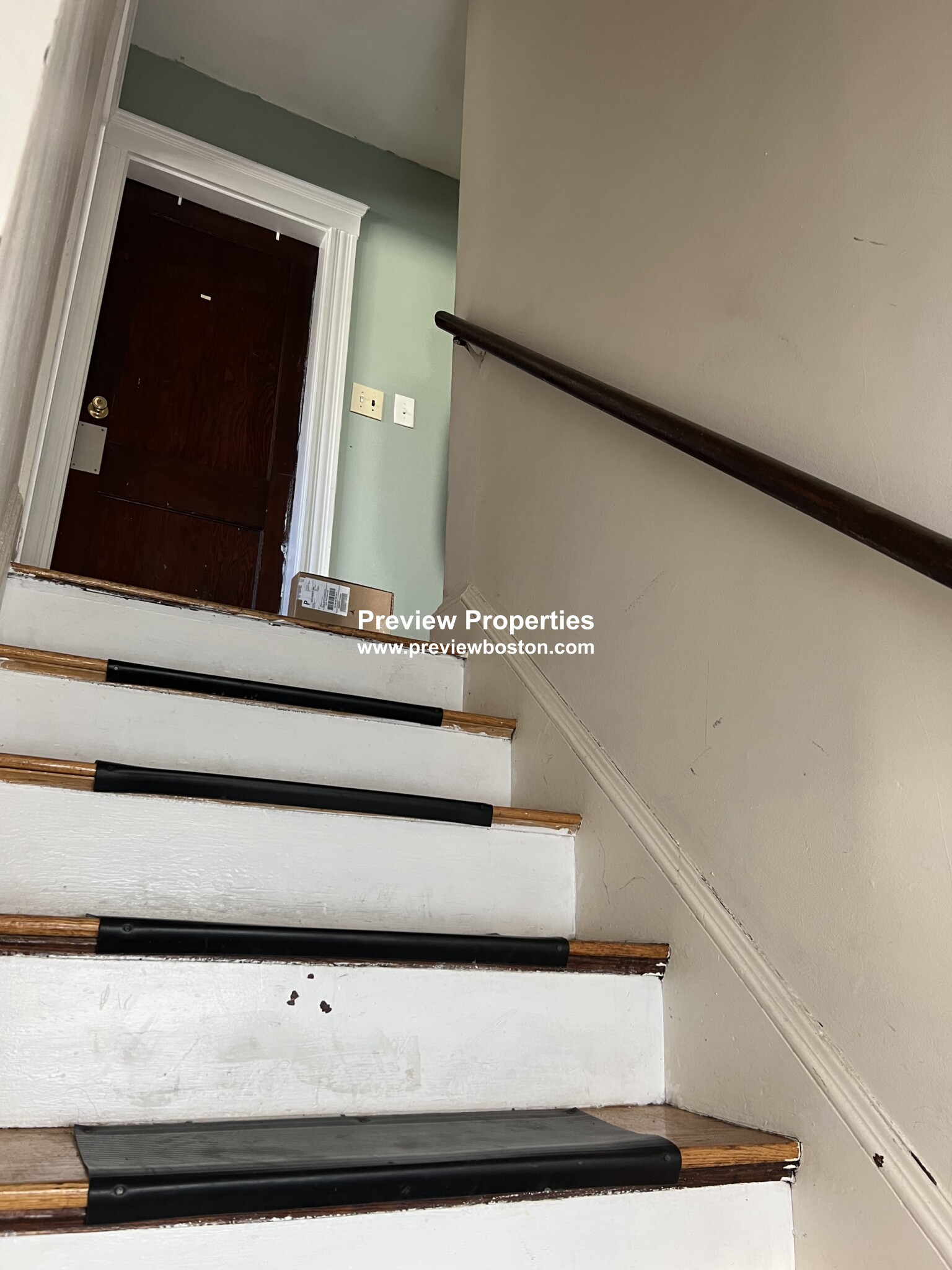 219 North Harvard, Brighton