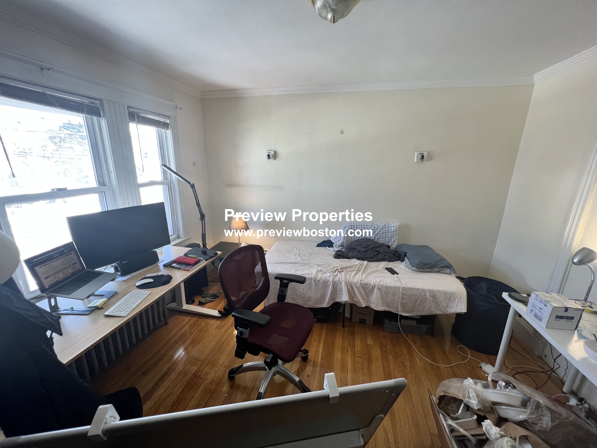 219 North Harvard, Brighton