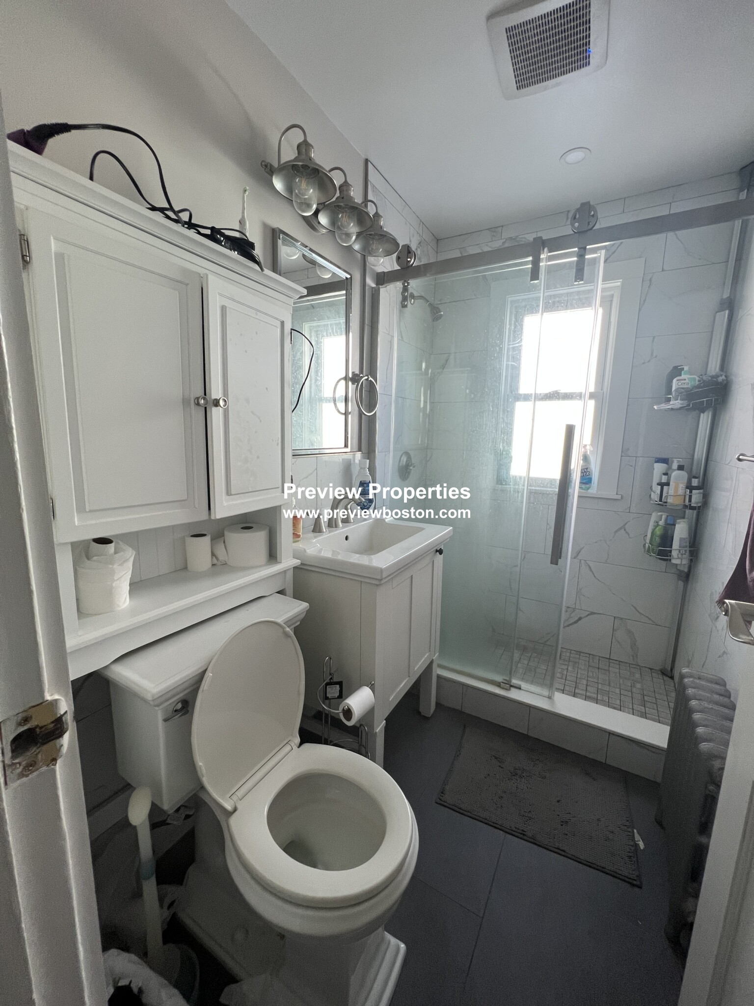 219 North Harvard, Brighton