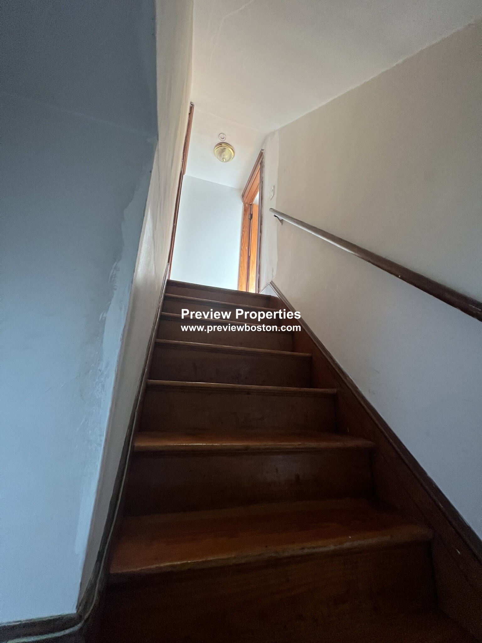 219 North Harvard, Brighton