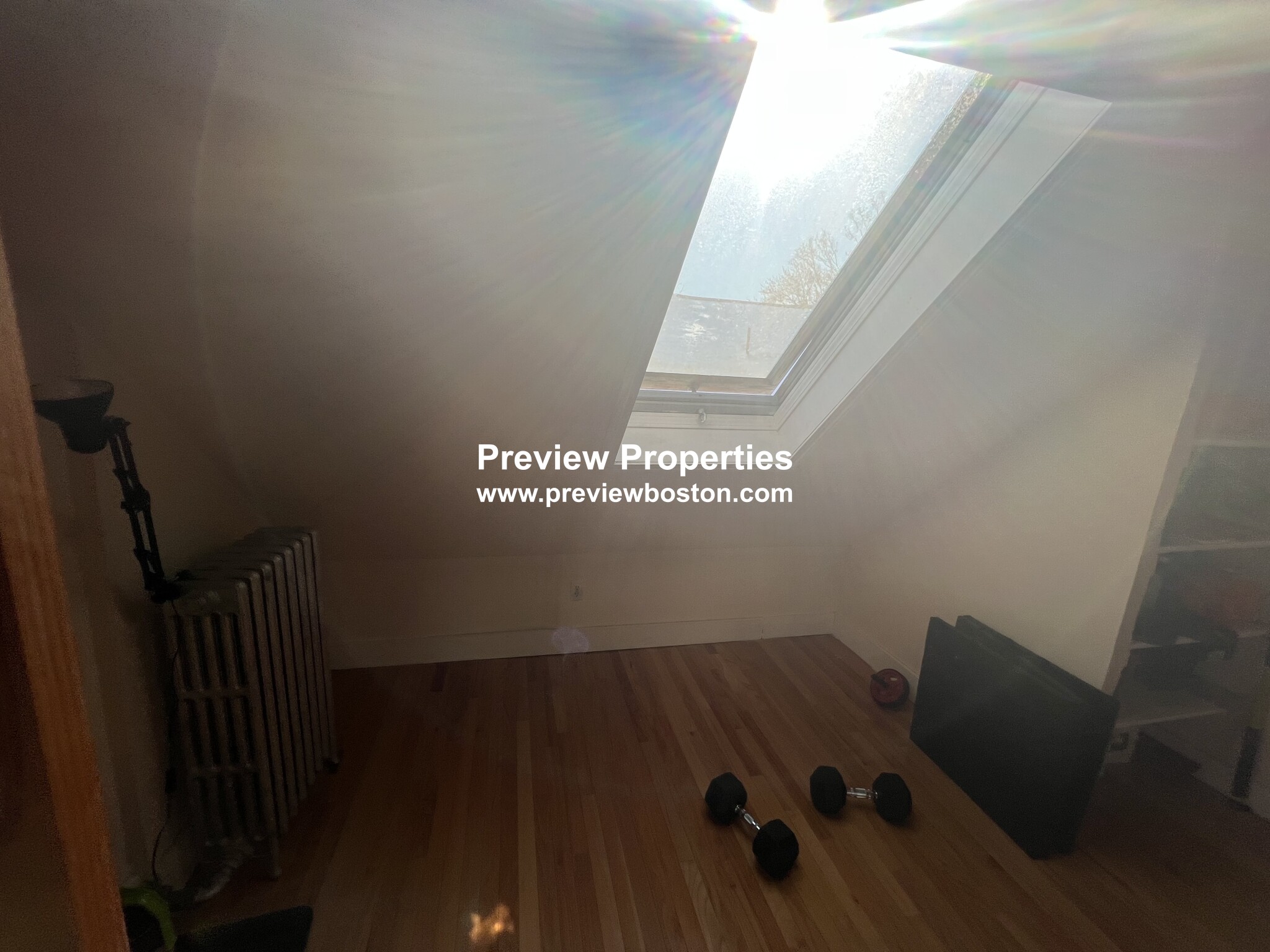 219 North Harvard, Brighton