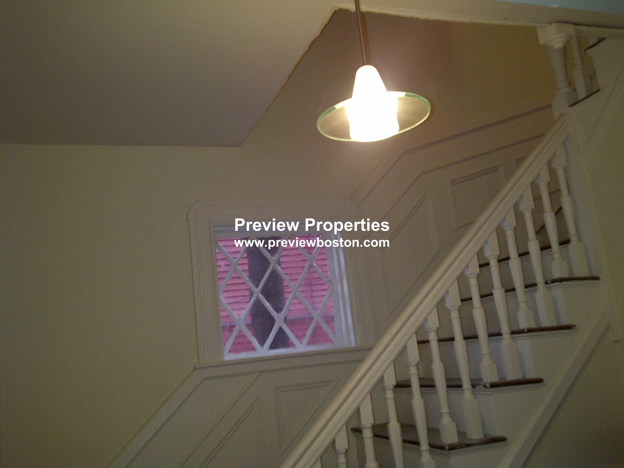 5 Murdock Ter, Brighton