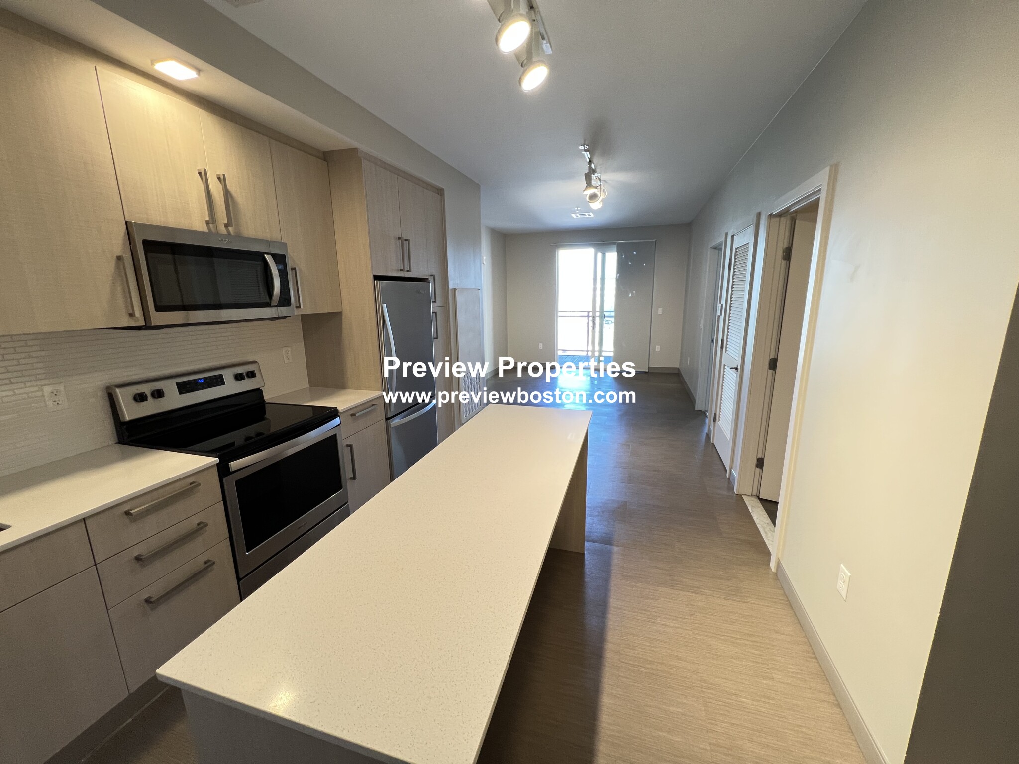 3686 Washington St, Jamaica Plain