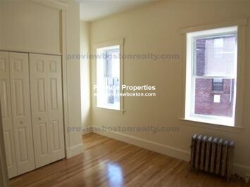 21 Aberdeen St, Fenway