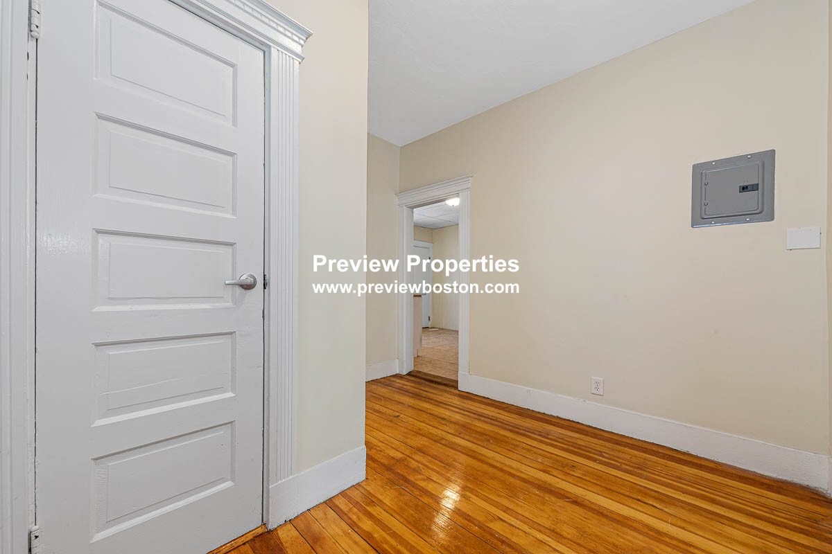 42 Brackett St, Brighton