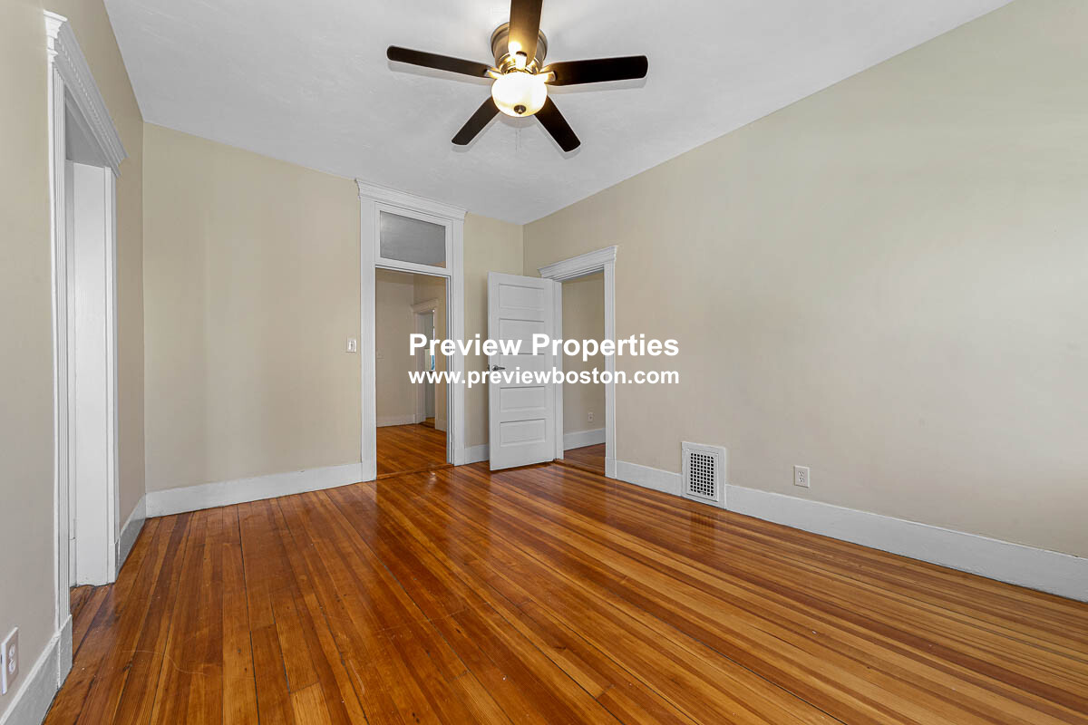 42 Brackett St, Brighton