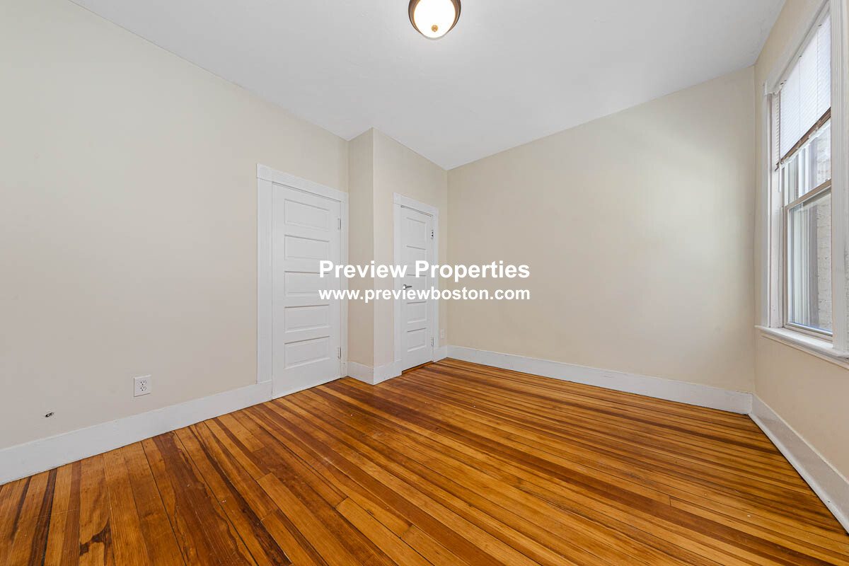 42 Brackett St, Brighton