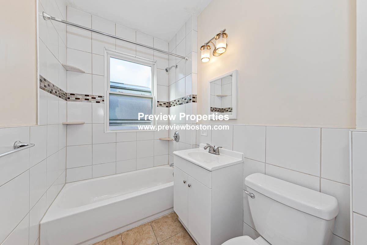 42 Brackett St, Brighton