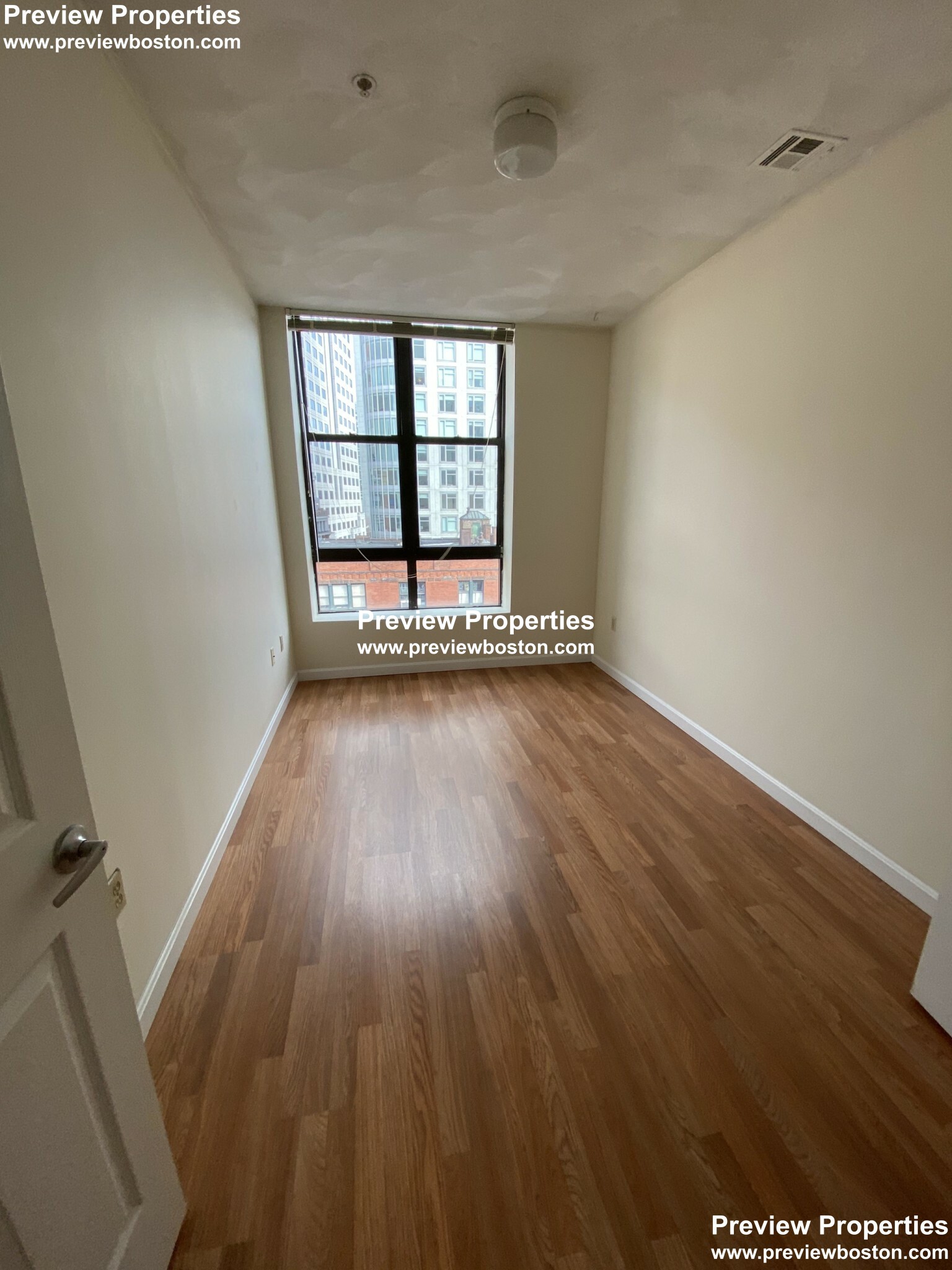 81 Essex St, Chinatown