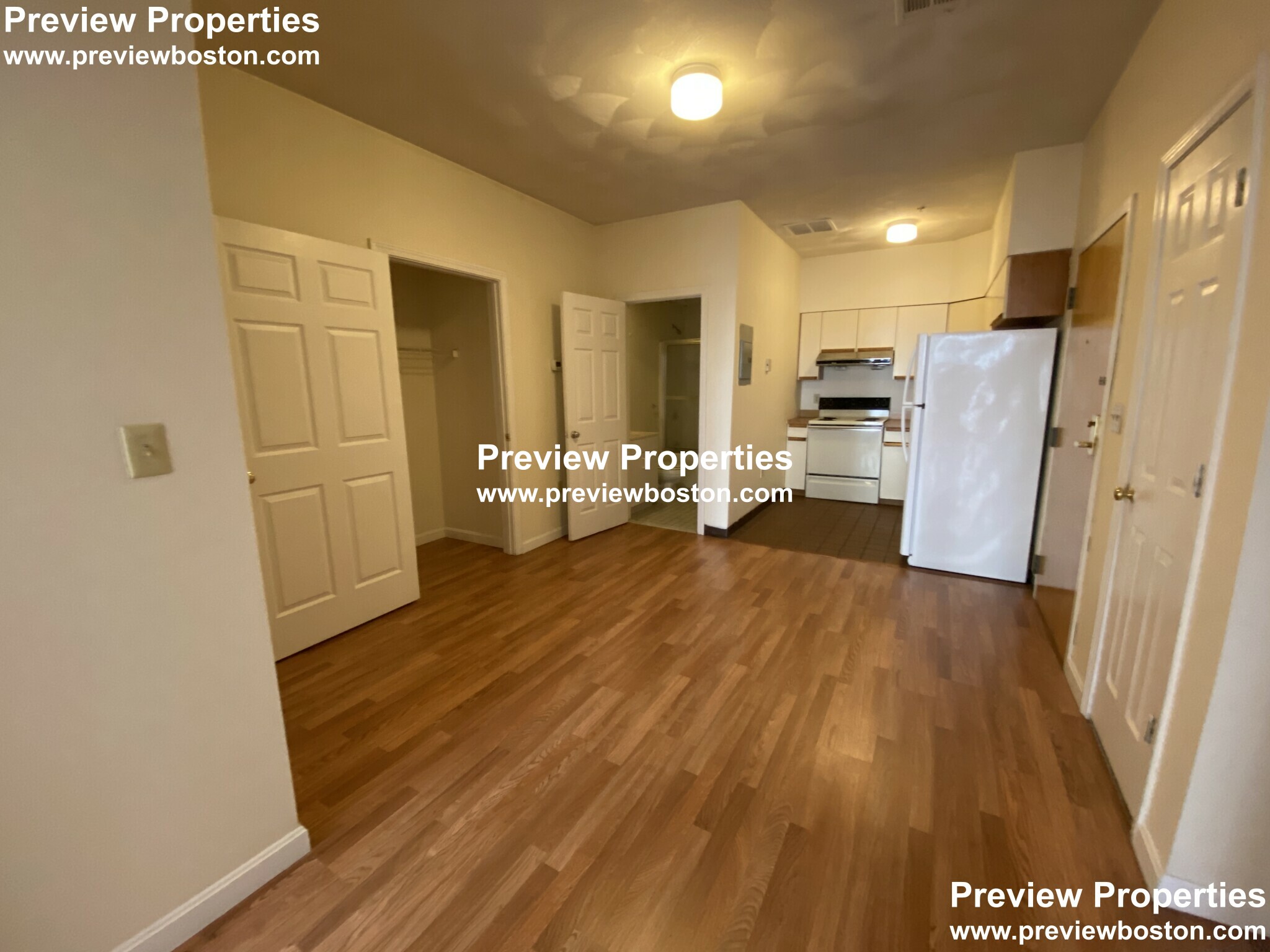 81 Essex St, Chinatown