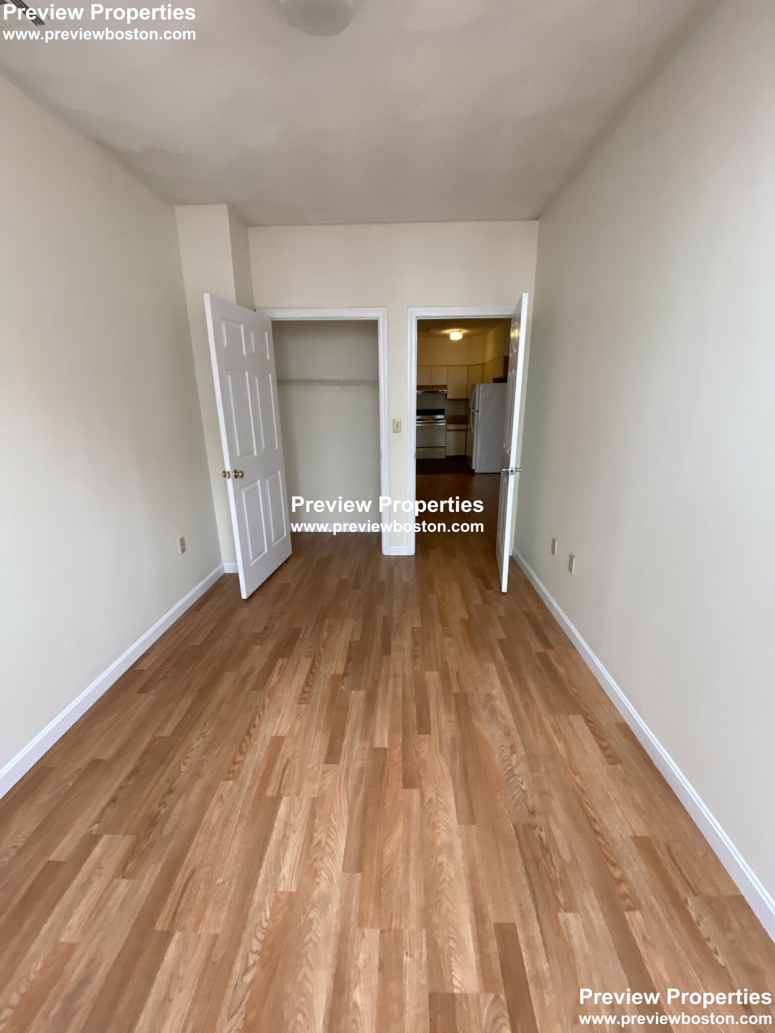 81 Essex St, Chinatown