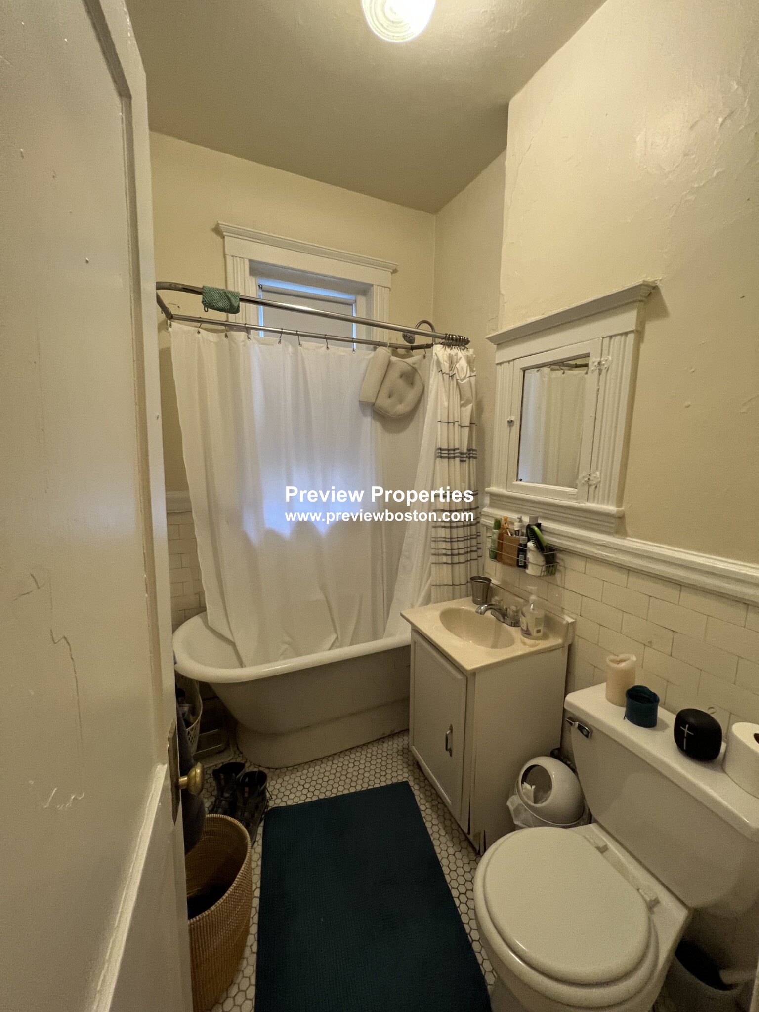 2 bed, 1 bath apartment for rent at 1715 Commonwealth Ave Unit 12, Brighton — photo 12 of 35