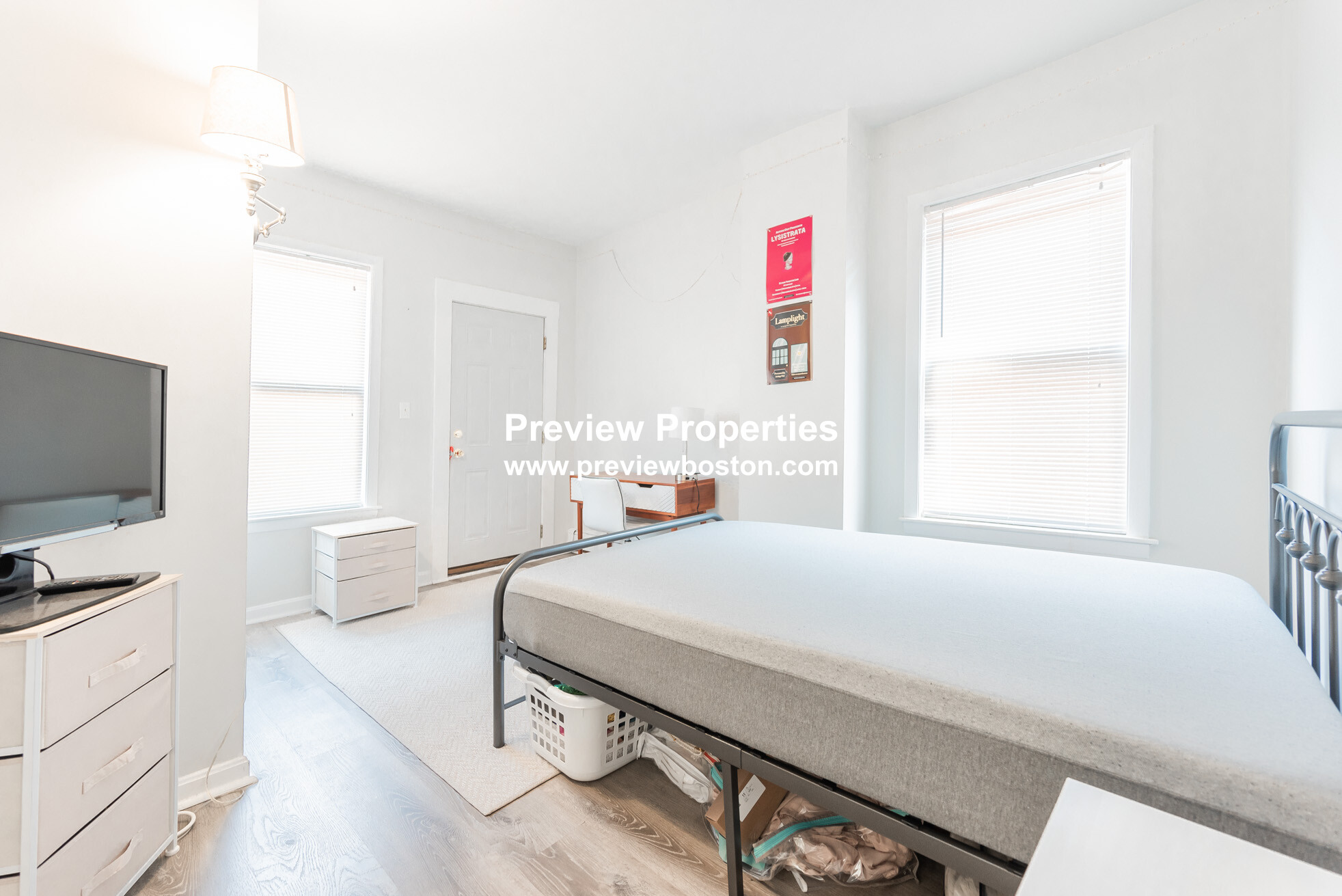 32 South Huntington Ave, Jamaica Plain