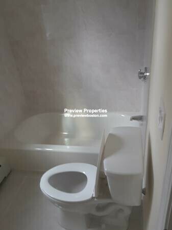 323 Beach St, Revere