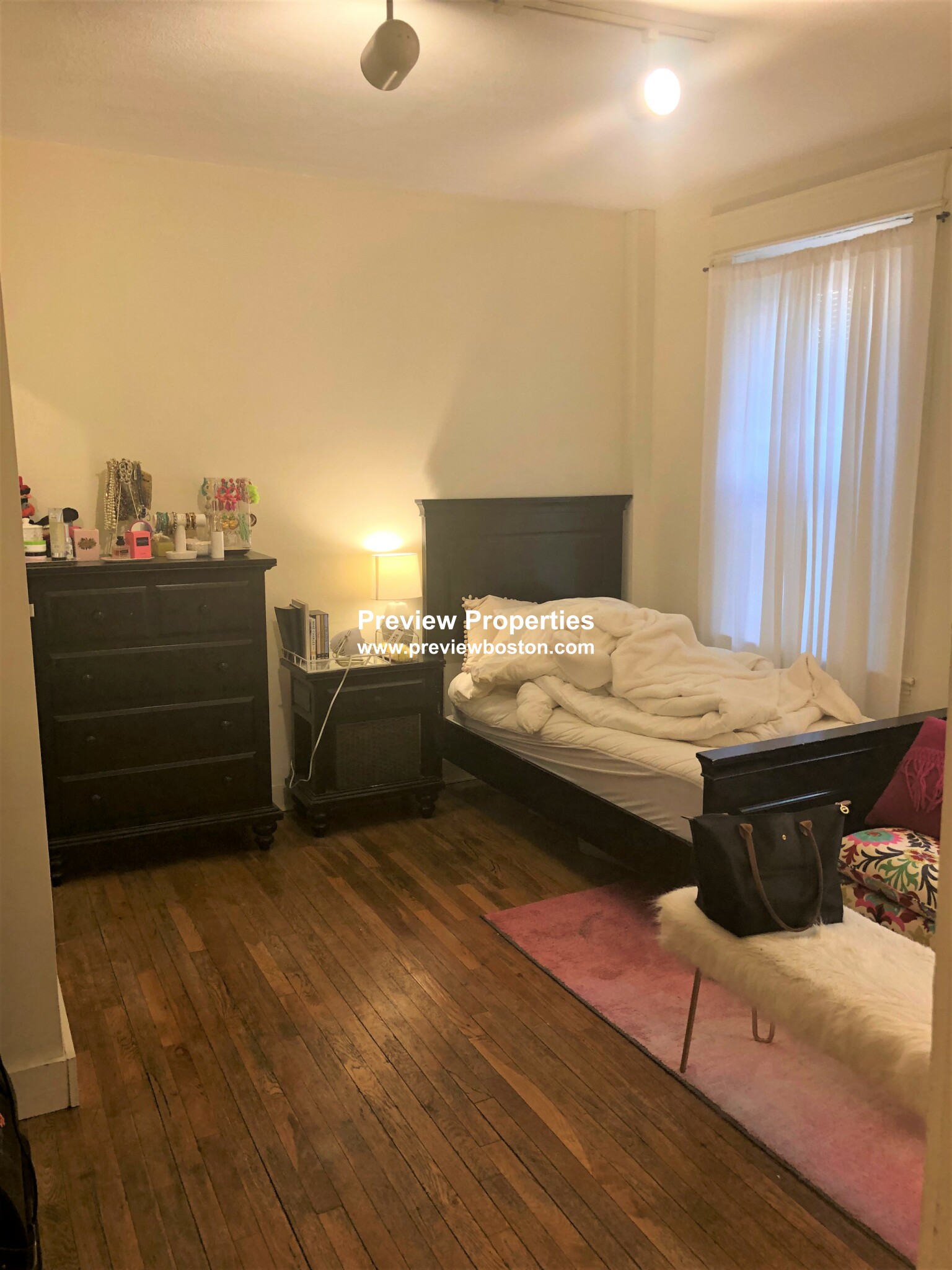 1669 Commonwealth Ave, Brighton