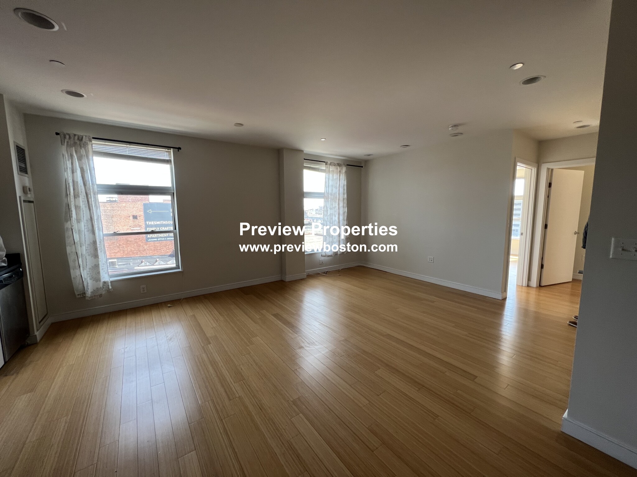 601 Albany St, South End