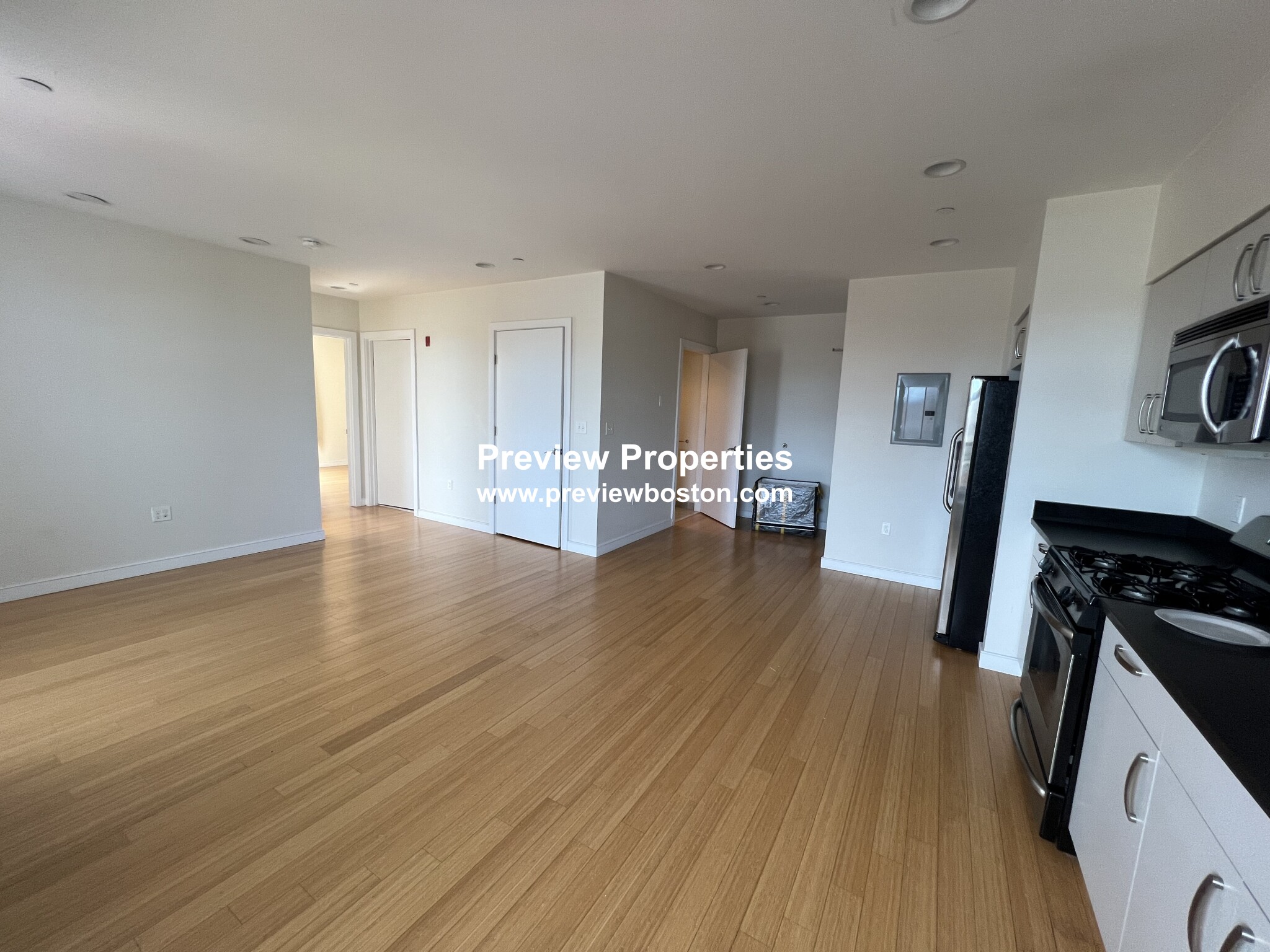 601 Albany St, South End