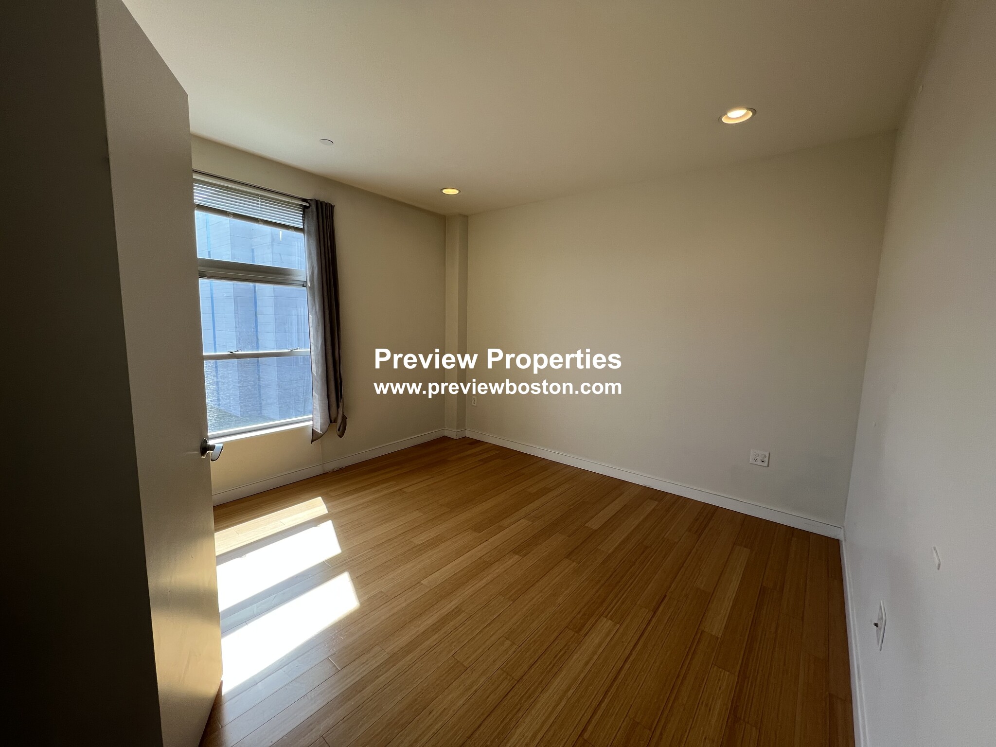 601 Albany St, South End