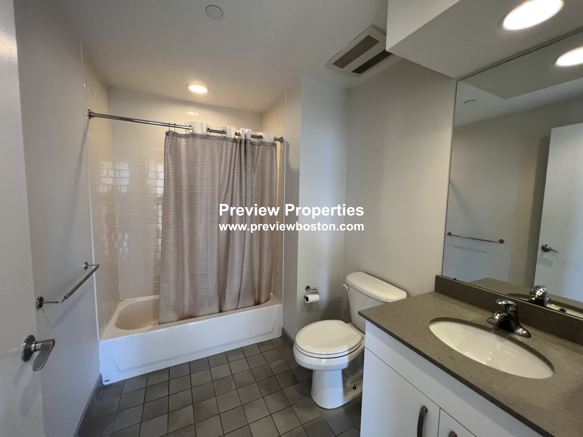 601 Albany St, South End