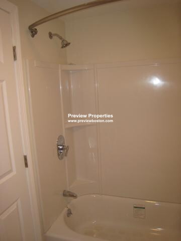 59 Day St, Jamaica Plain