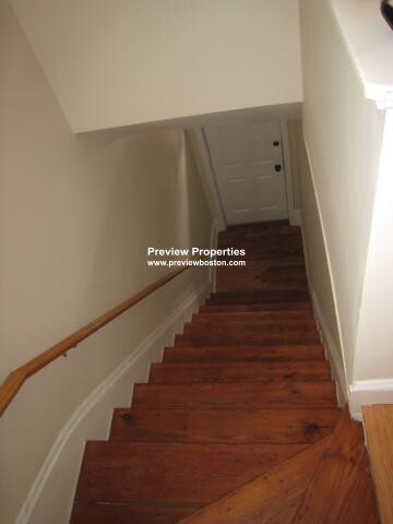 57 Day St, Jamaica Plain