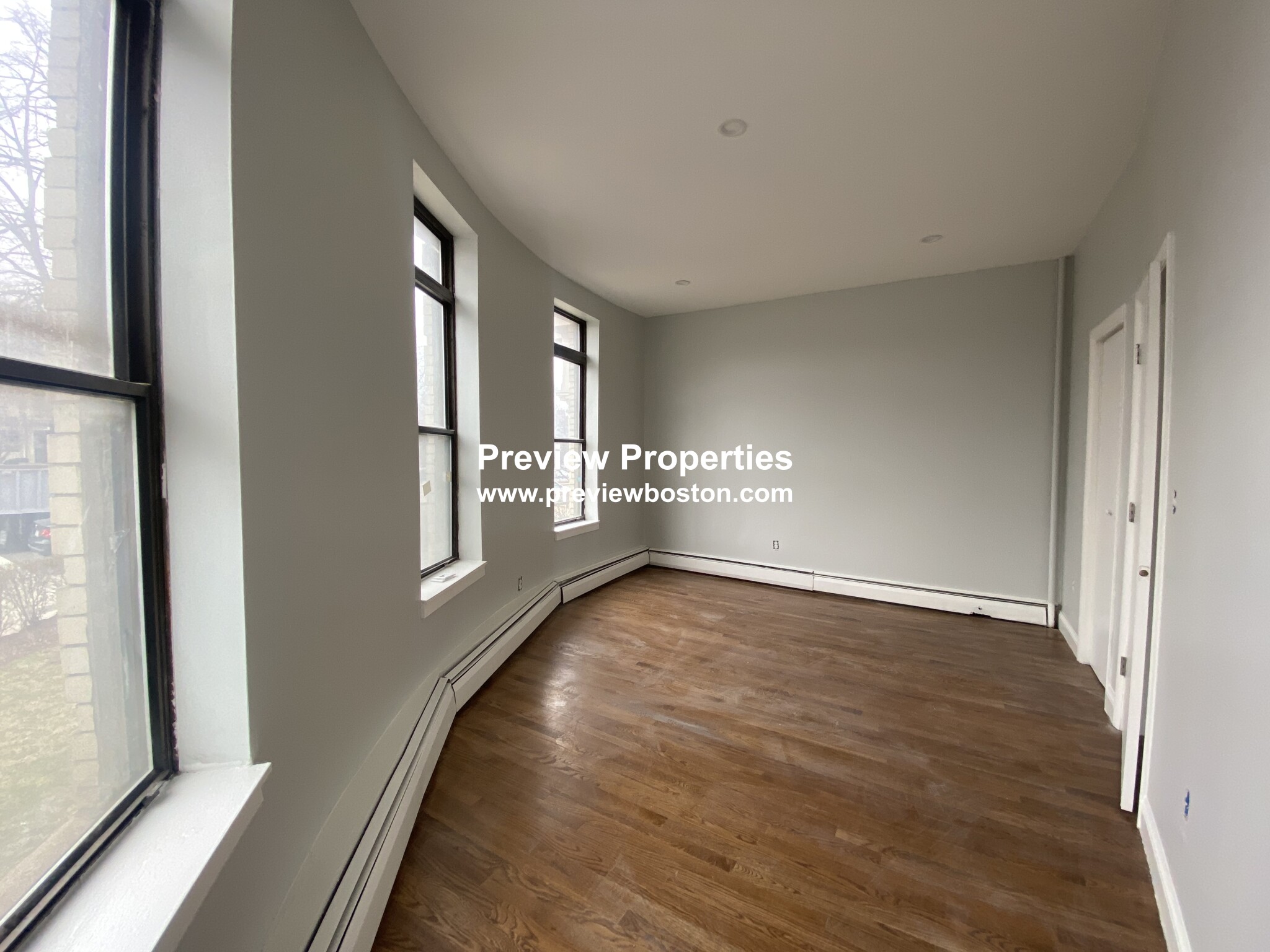 1880 Commonwealth Ave, Brighton