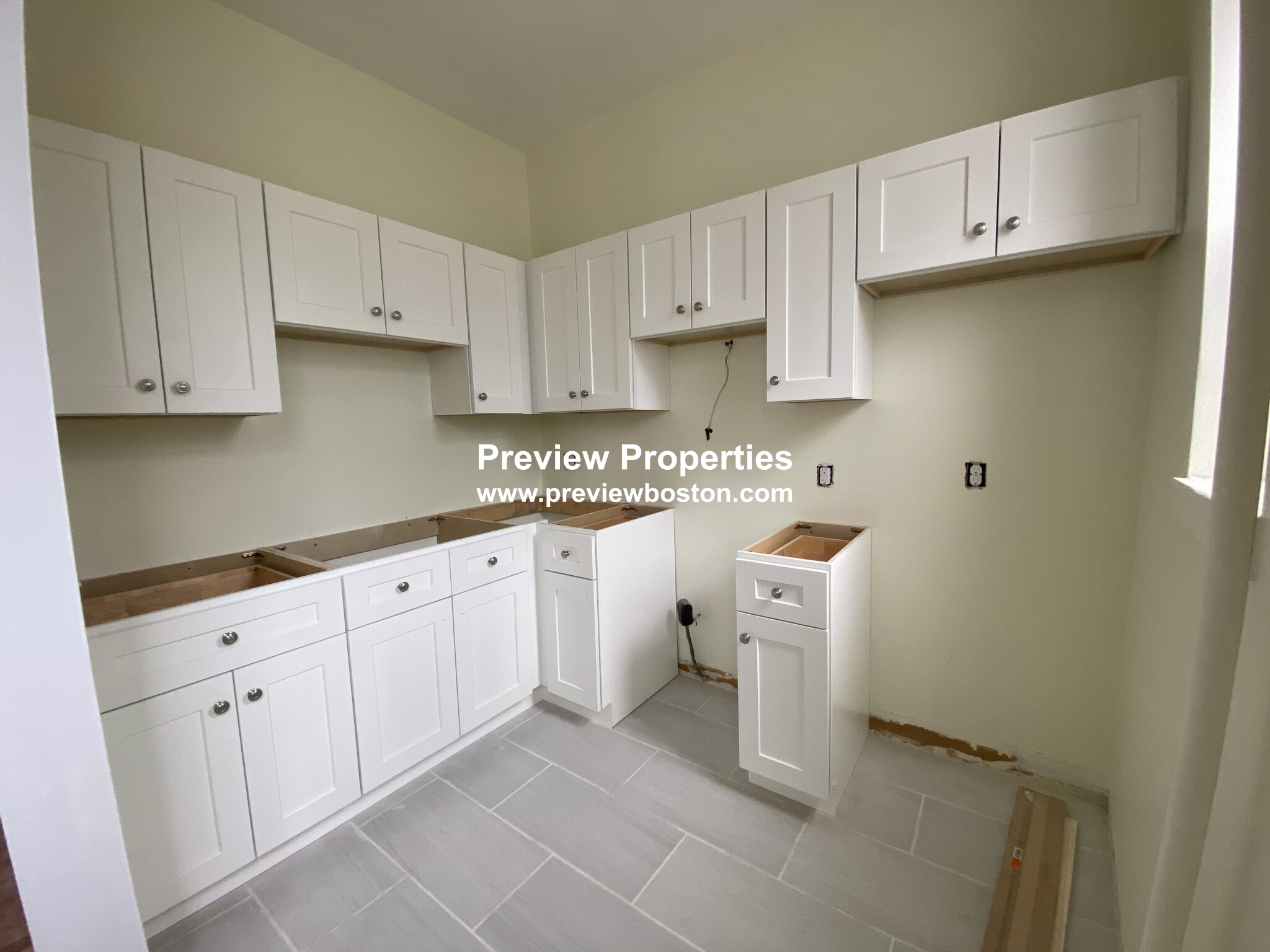 1880 Commonwealth Ave, Brighton