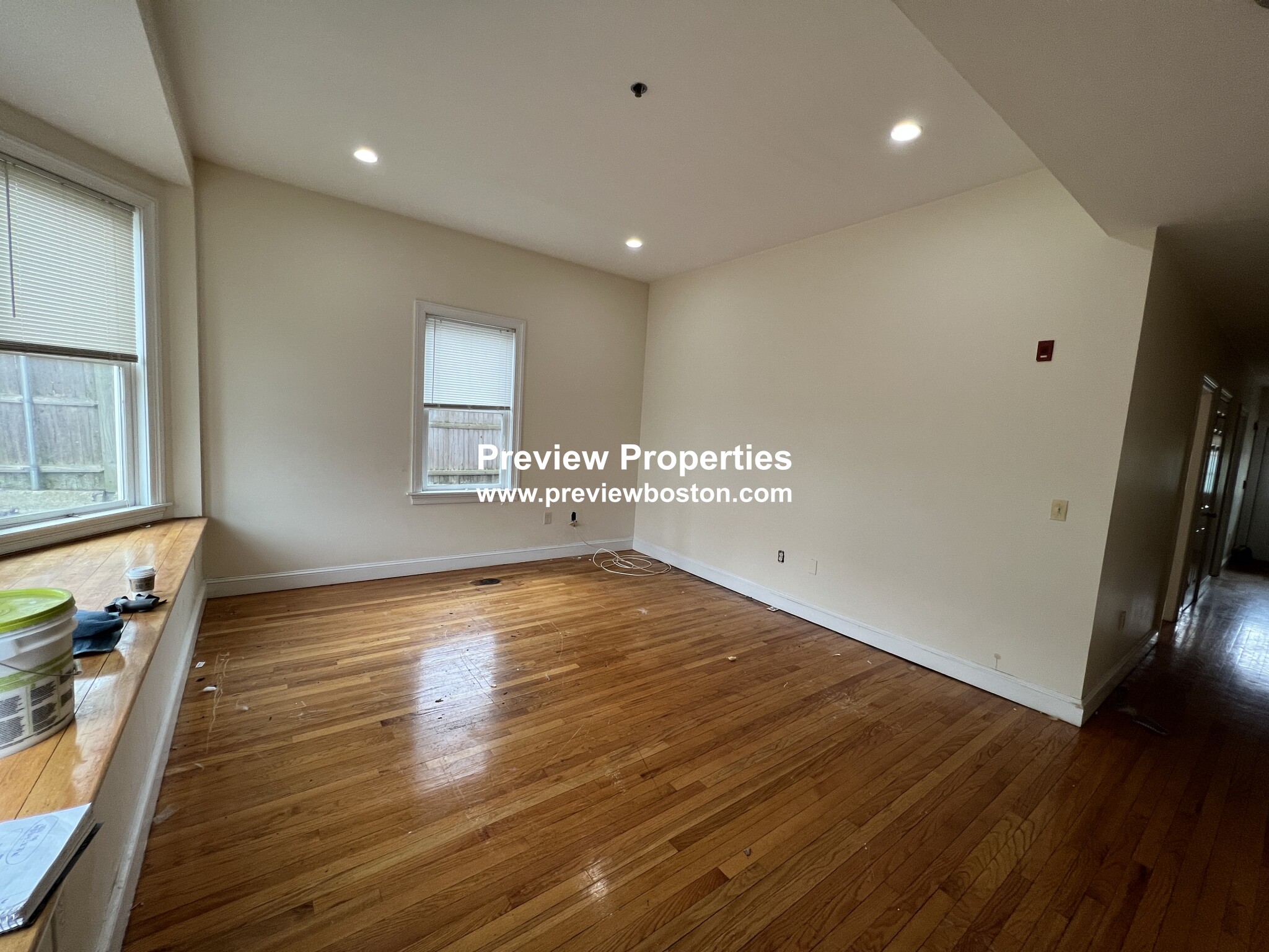 9 Gardner Ter, Allston