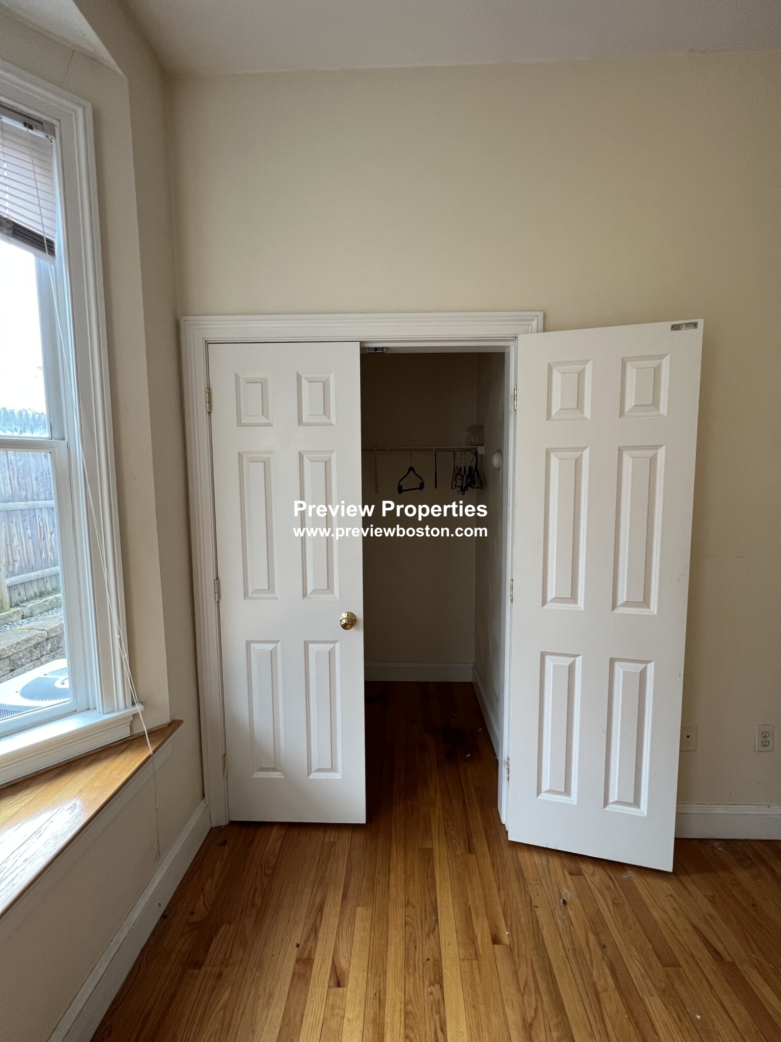 9 Gardner Ter, Allston