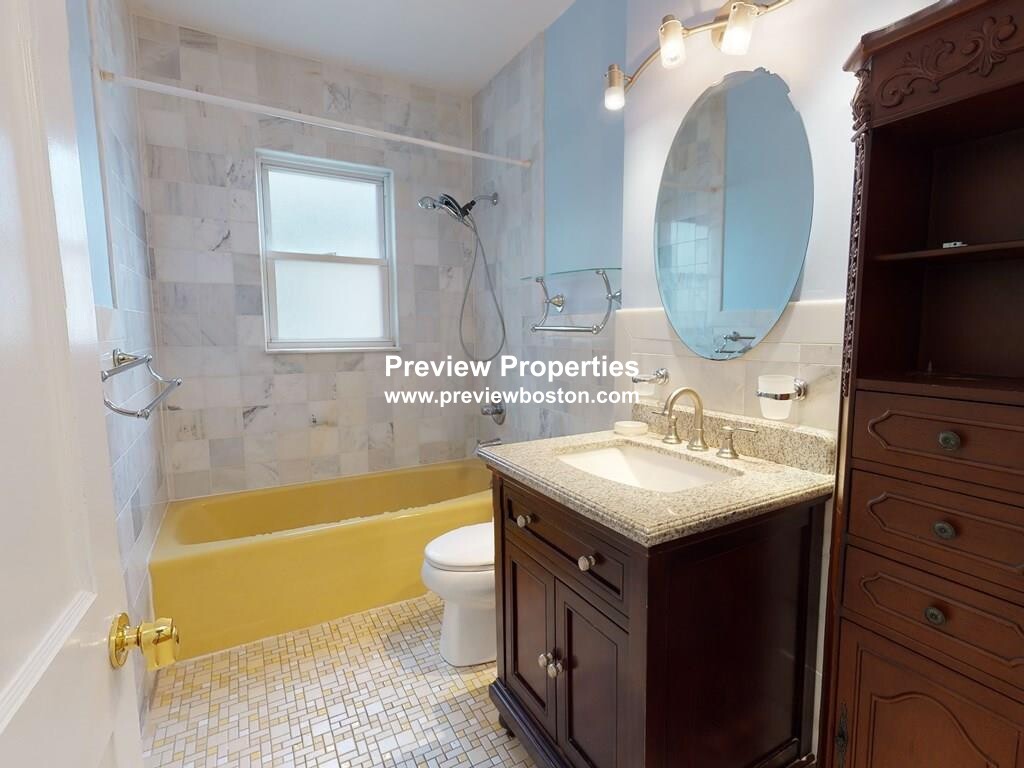 195 Lake St, Brighton