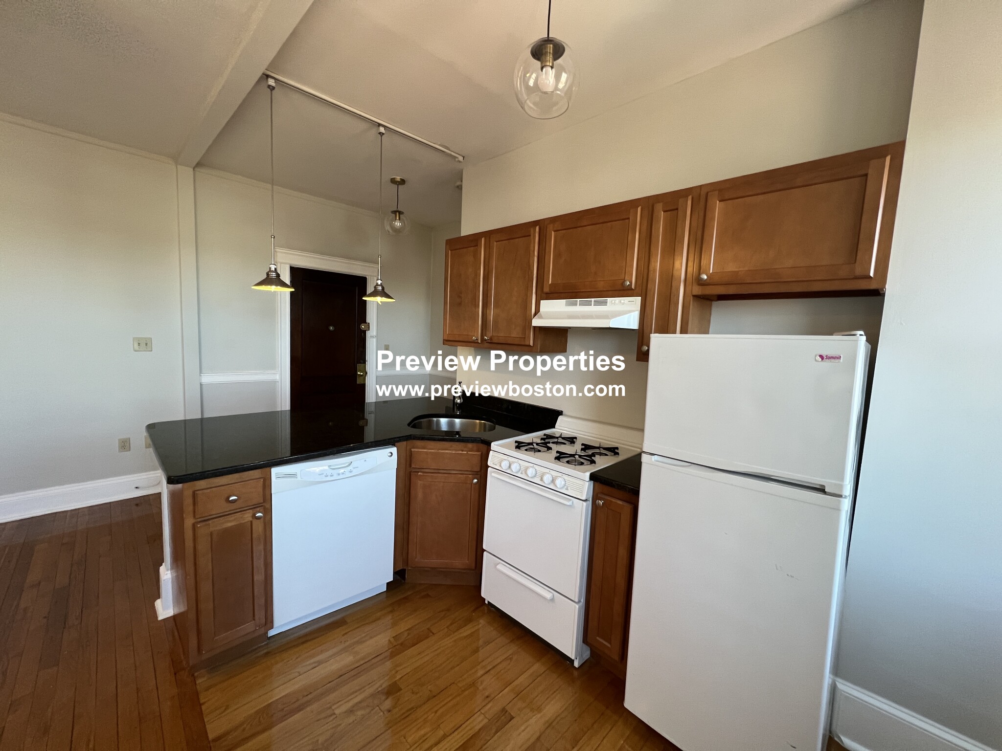 1185 Commonwealth Ave, Allston