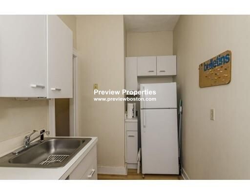 1673 Commonwealth Ave, Brighton