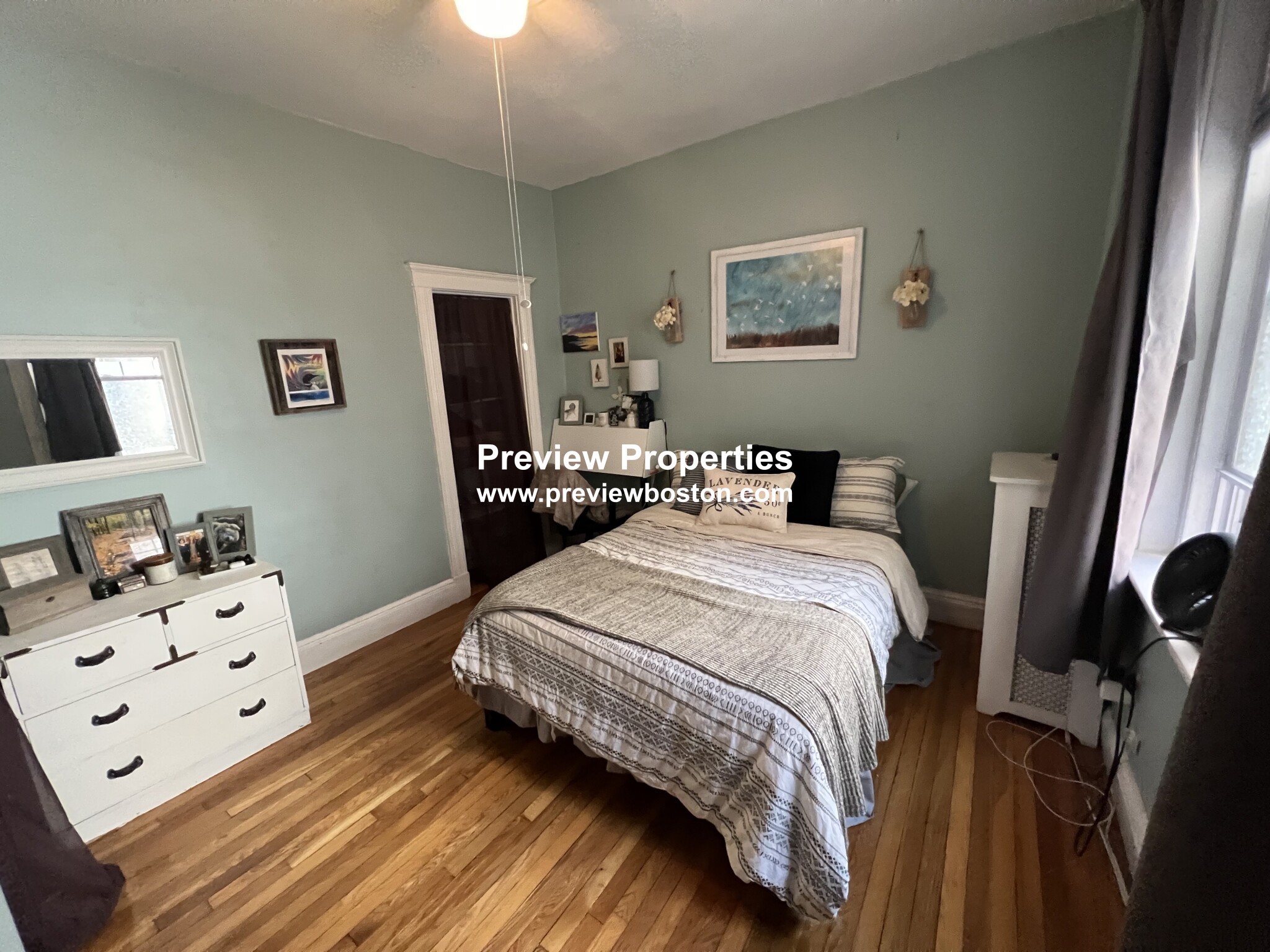 29 Mount Hood Rd, Brighton