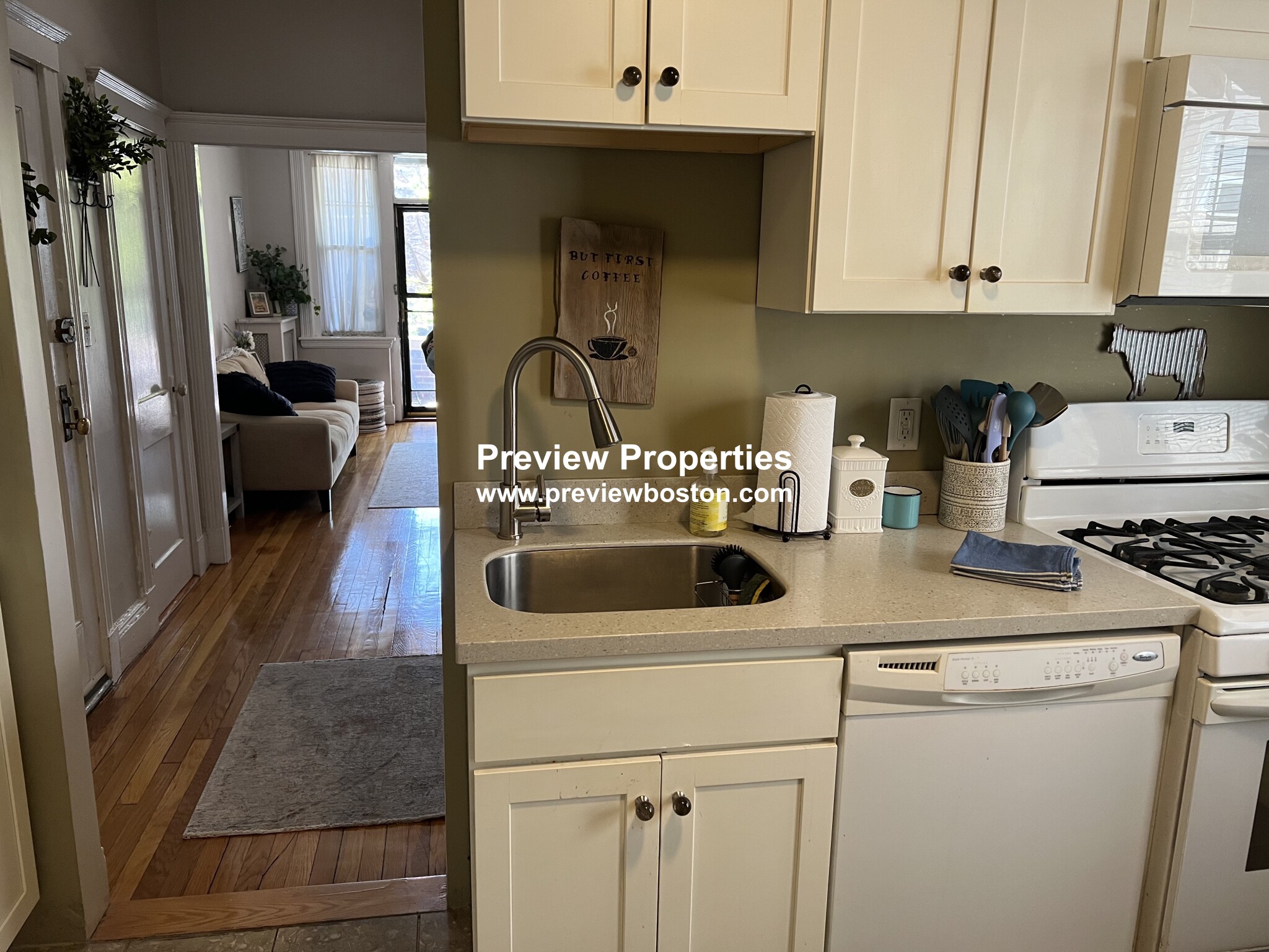 29 Mount Hood Rd, Brighton