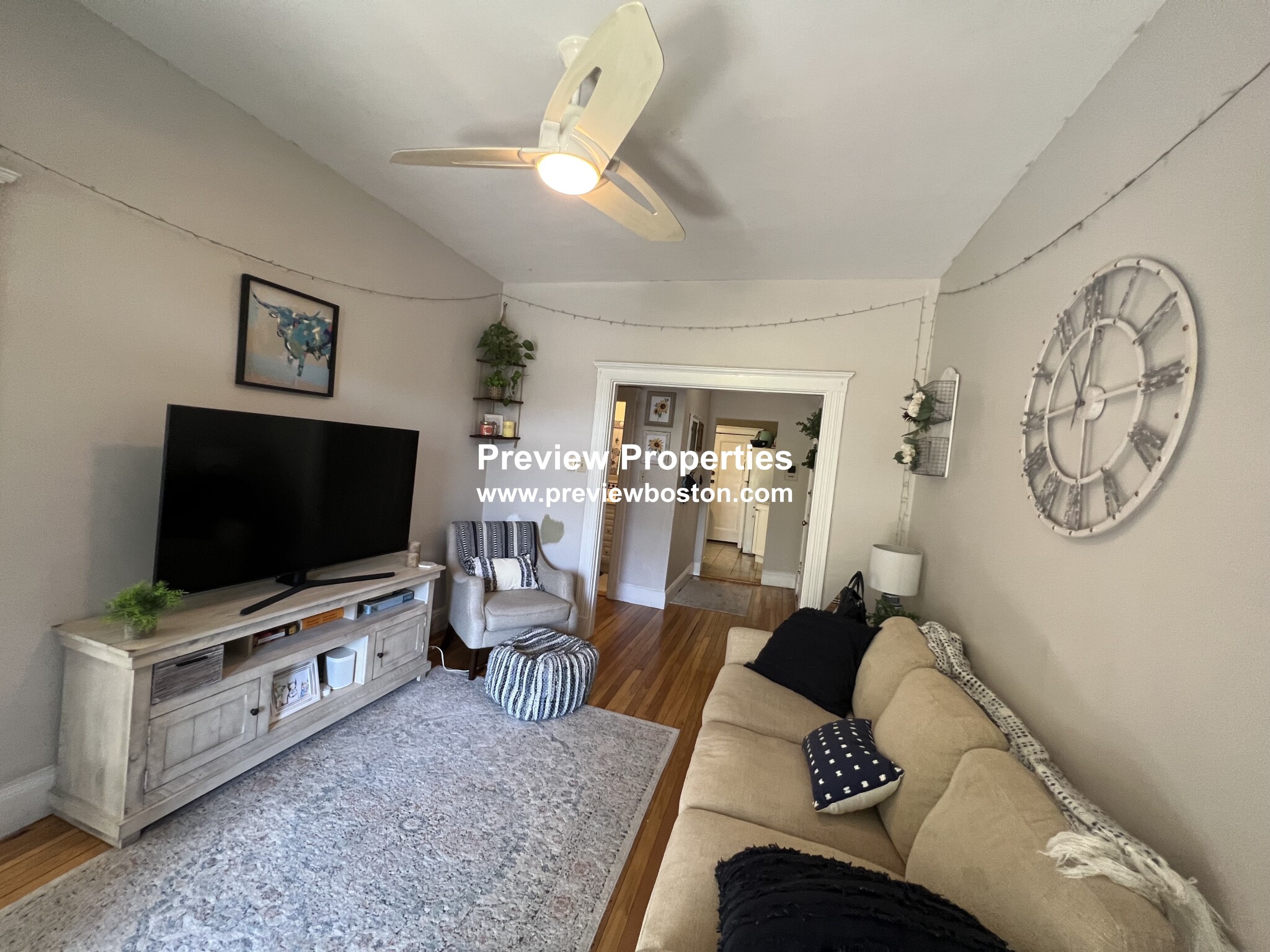 29 Mount Hood Rd, Brighton