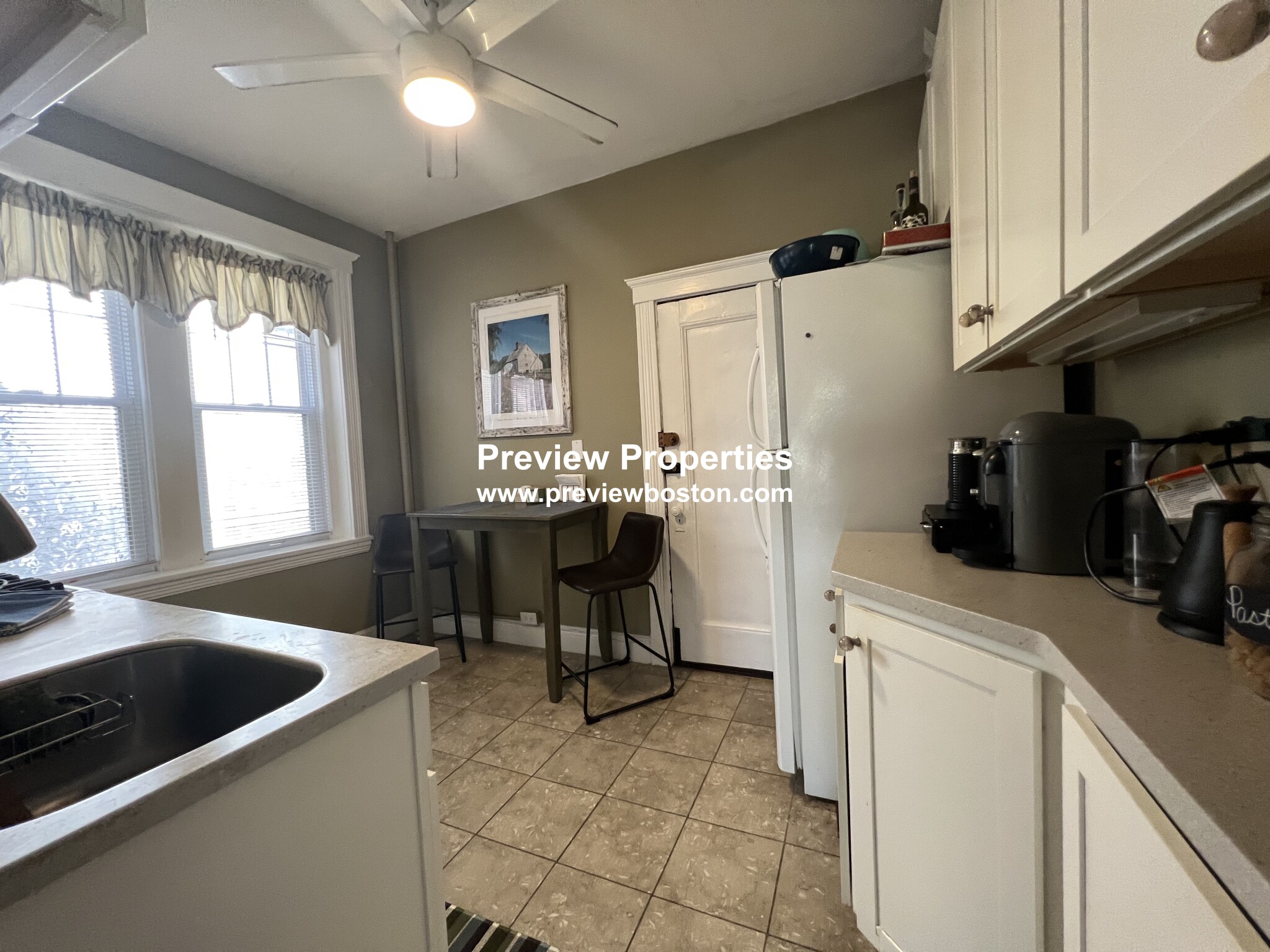 29 Mount Hood Rd, Brighton