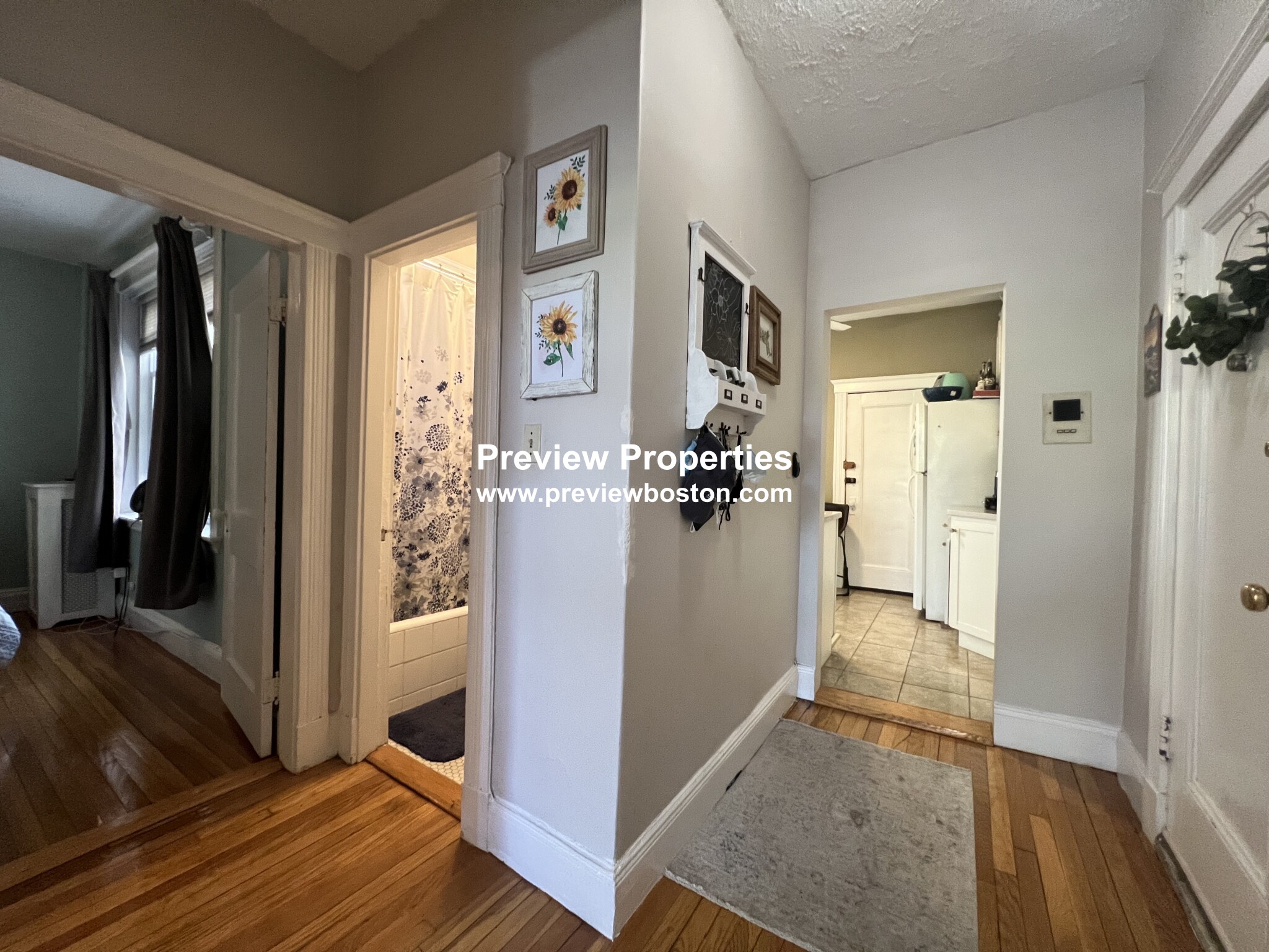 29 Mount Hood Rd, Brighton